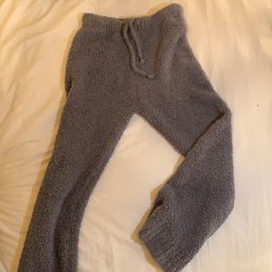 Grey fuzzy sweatpants. Women’s Size S.